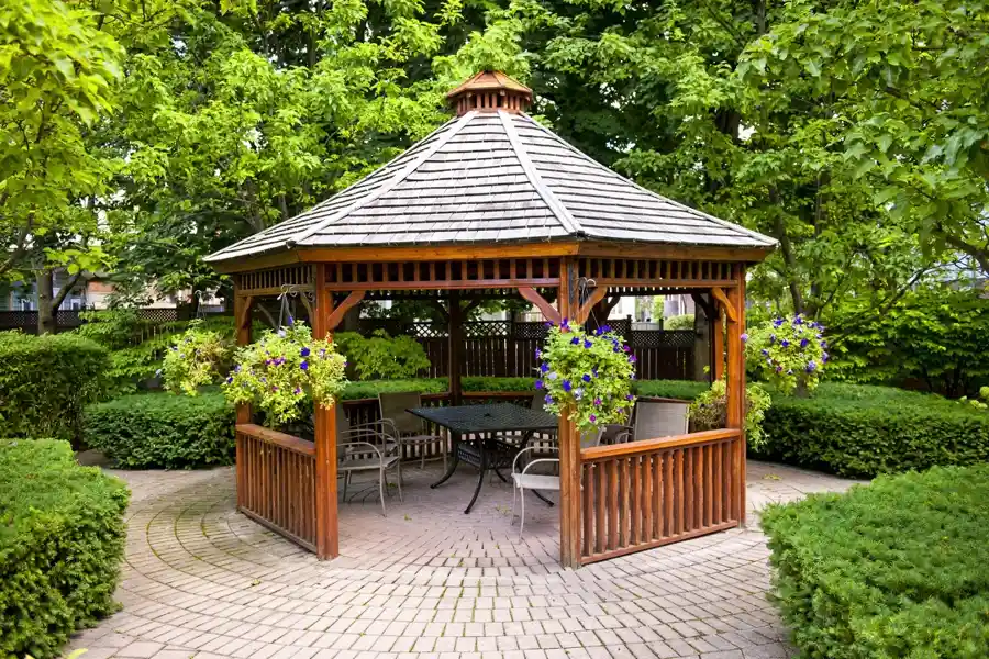 Professional Landscaping Contractor in Kirkland, WA Professional Landscaping Contractor in Kirkland, WA